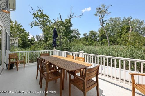 382 Western Ave, Point Pleasant Beach NJ exterior