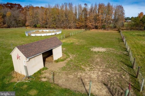 262 Lk Rd, Pilesgrove NJ 08098-3008 exterior