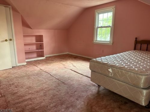 93 Cooper St, Dover NJ 07801-2032 exterior