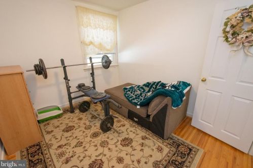 8218 Colfax St, Philadelphia PA 19136-1904 exterior