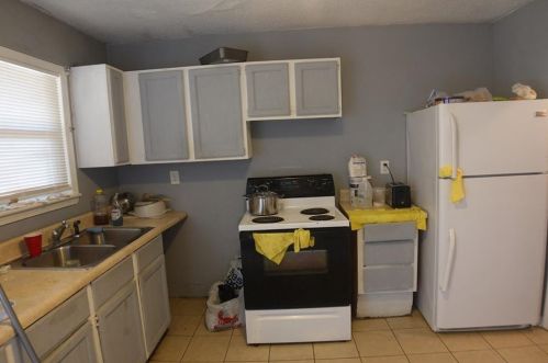 6676 Chupp Rd, Lithonia GA 30058-7652 exterior