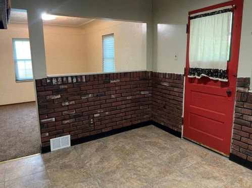 10031 Grandview Ave, Pittsburgh PA 15237-2253 exterior