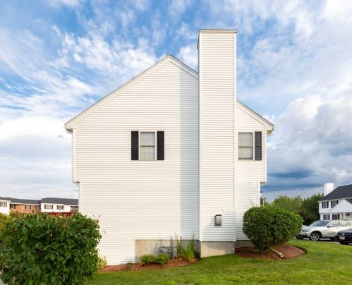 7 Leah Cir, Methuen, MA 01844-6566