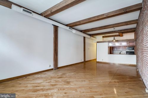 122 Chestnut St, Philadelphia PA  19106-3023 exterior