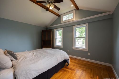 123 Skokorat St, Seymour CT 06483-3838 exterior