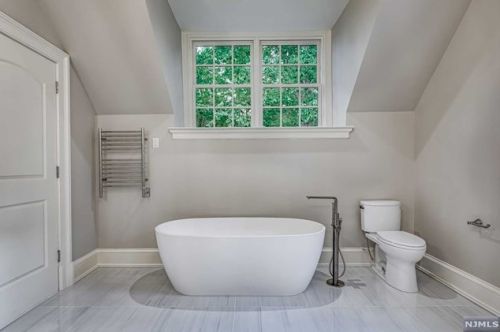 80 Claremont Rd, Bernardsville NJ 07924-1505 exterior