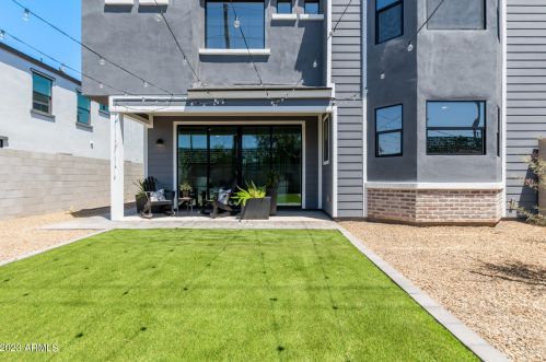 2604 27th St, Phoenix AZ 85008-1917 exterior