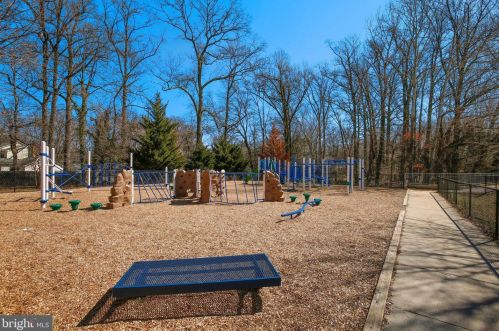 8402 Bells Ridge Ter, Rockville MD 20854-2799 exterior