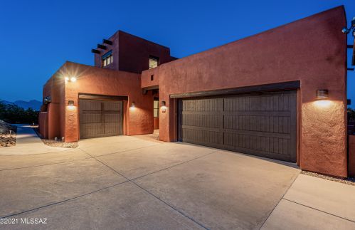 321 Corte Tortuga Vis, Tucson AZ  85745-1792 exterior