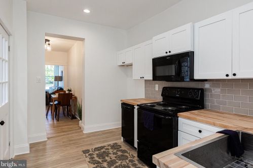 216 James St, Lancaster PA 17603-2910 exterior