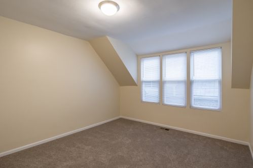 7518 Champlain Ave, Chicago IL 60619-2223 exterior