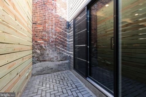 1308 Hancock St, Philadelphia PA 19148-4724 exterior