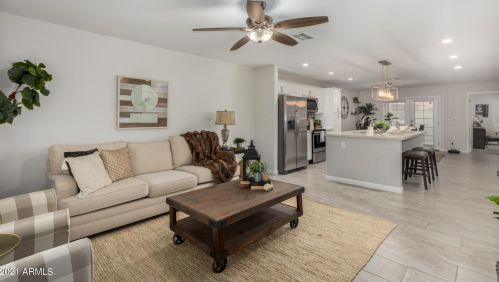 2502 22 Ave, Phoenix AZ 85009-1926 exterior