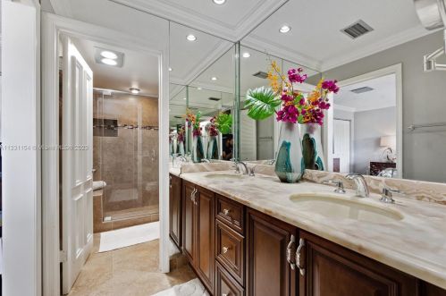 7979 Eastlake Dr, Boca Raton FL 33433-2114 exterior