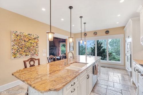 50 Hooper Ave, Atlantic Highlands NJ  07716-1537 exterior