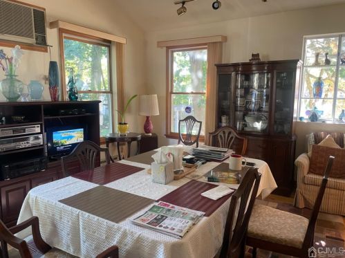 501 4 Ave, New Brunswick NJ 08904-2630 exterior