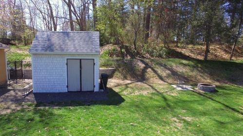 129 Shr St, Taunton MA 02780-2940 exterior