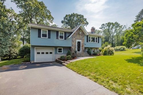 12 Dogwood Ln, Ellington, CT 06029-2202