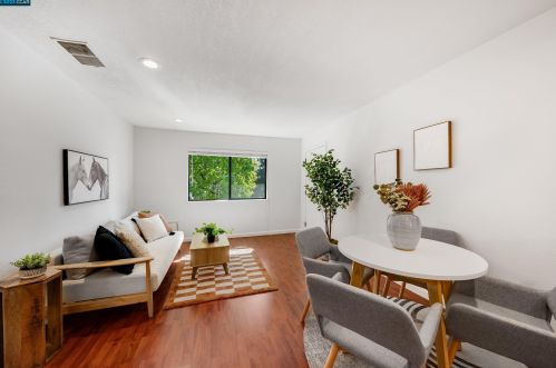 57 Monte Cresta Ave, Concord CA  94523-4213 exterior