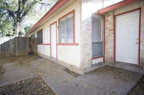1008 Bird Creek Dr, Austin TX  78758-5704 exterior