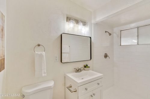 5936 Hawthorne St, Tucson AZ  85711-1528 exterior