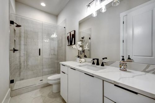 1452 Brk Vly Ln, Atlanta GA 30324-3264 exterior