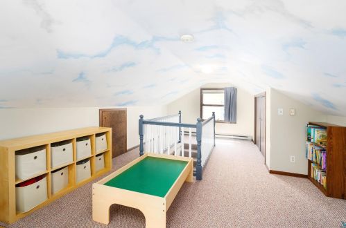 1010 Central Ave, Duluth MN 55807-1310 exterior