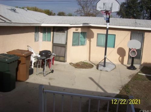 2705 Olive Ave, Fullerton CA 92833-3542 exterior