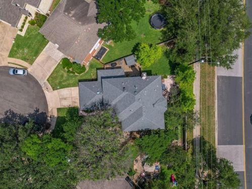 3900 Dominion Cv, Austin TX 78759-7300 exterior