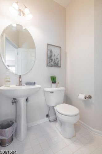 1601 Northcrest Ter, Whippany NJ exterior