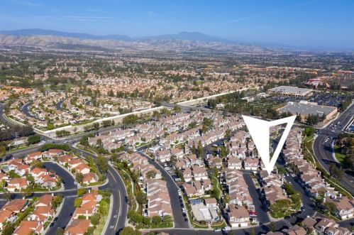 2232 Catalpa Dr, Tustin CA 92782-8357 exterior