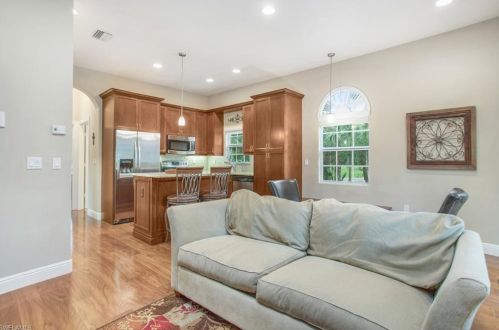 5098 Mahogany Rdg Dr, Naples FL 34119-2533 exterior