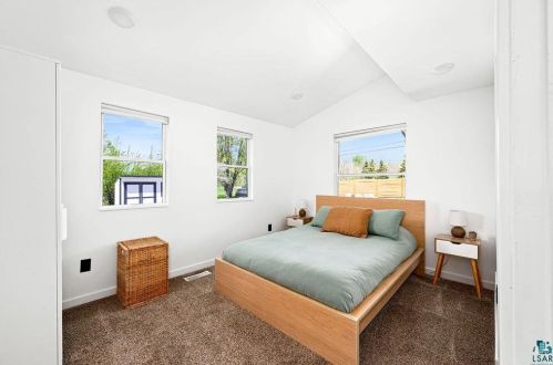 4074 Tischer Rd, Duluth MN 55803-1151 exterior