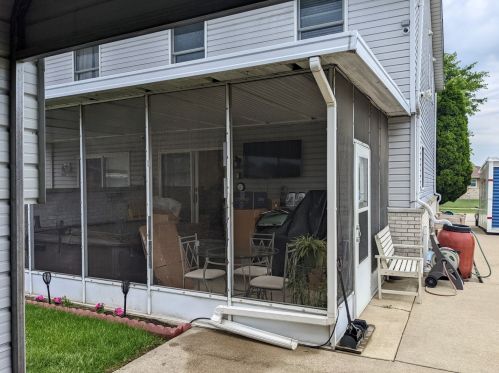 2463 Red Oak Trl, Joliet IL 60403-3196 exterior