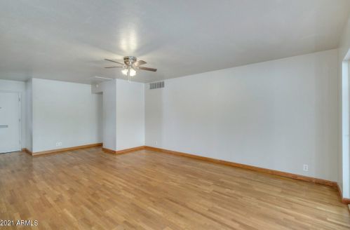 3134 Cheery Lynn Rd, Phoenix, AZ 85016-7524