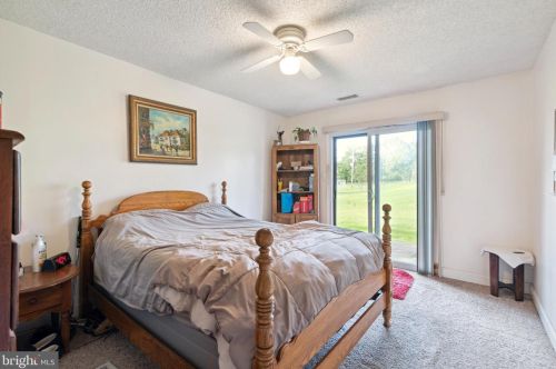 2051 Jason Dr, Huntingdon Valley PA 19006-1737 exterior