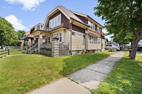 1933 Vienna Ave, Milwaukee, WI 53206-2471