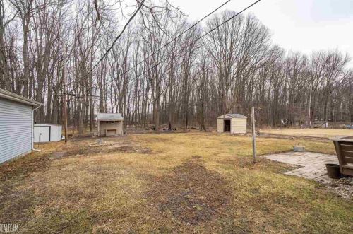 48393 Forbes St, New Baltimore MI 48047-2250 exterior