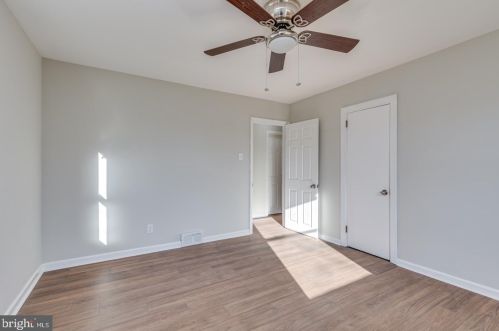 232 Phillips Ave, Runnemede NJ 08078-1949 exterior