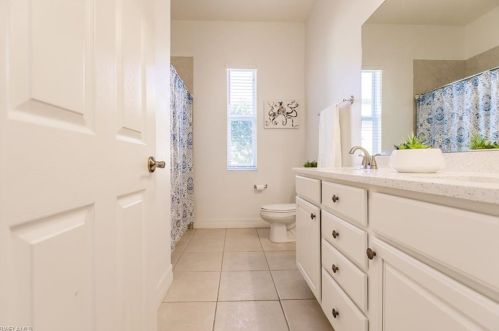 388 Cypress Way, Naples FL 34110-1108 exterior