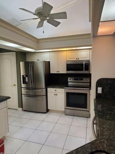 2505 Kings Lk Blvd, Naples FL 34112-5400 exterior