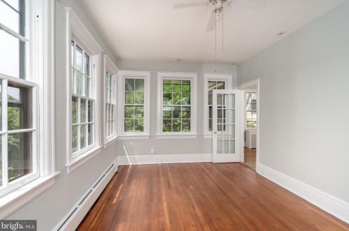 3524 Edmunds St, Washington DC 20007-1463 exterior