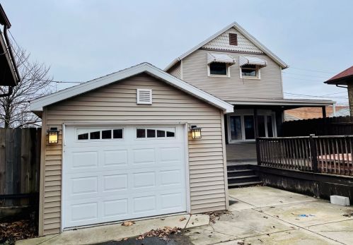 13322 Commercial Ave, Chicago, IL 60633-1408