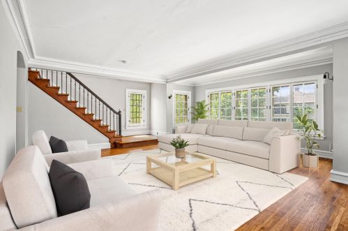 4034 Downer Ave, Milwaukee WI  53211-2126 exterior