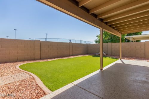 21217 30 Ave, Phoenix AZ 85051-7597 exterior