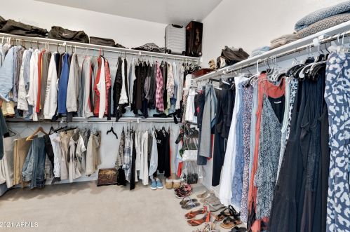 2042 Carla Vis Dr, Chandler AZ 85225-5269 exterior