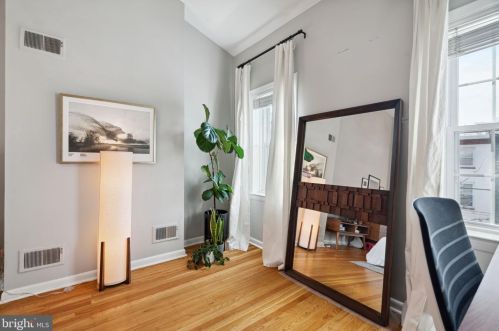 503 22nd St, Philadelphia PA  19146-1256 exterior