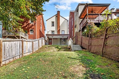 214 Fordyce St, Pittsburgh PA 15210-3269 exterior