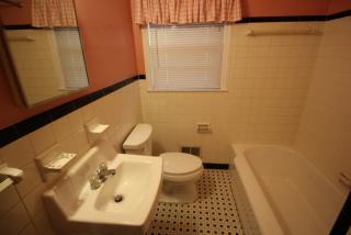 702 Luckie Ln, Atlanta GA  30329-4213 exterior