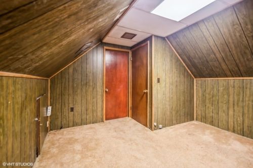 9400 Racine Ave, Chicago IL 60643-5401 exterior